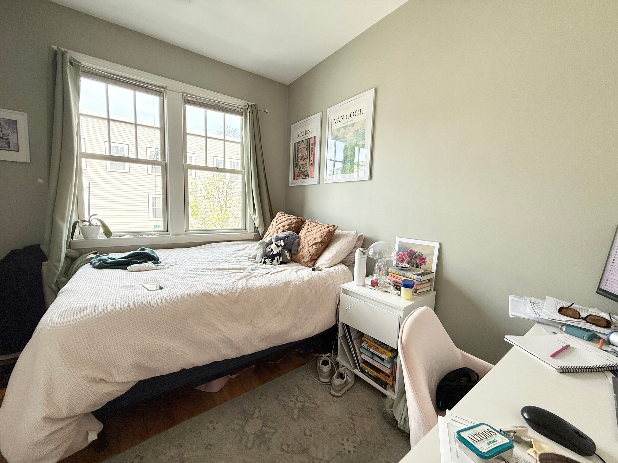 Building Photo - 195 W 3rd St