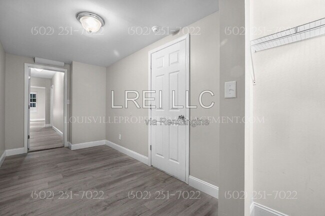 Building Photo - 1144 E Kentucky St