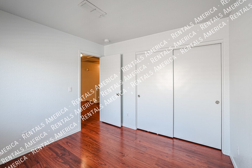 Building Photo - 20412 N 32nd Pl