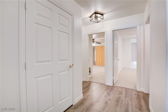 Building Photo - 7378 Kayvani Ct