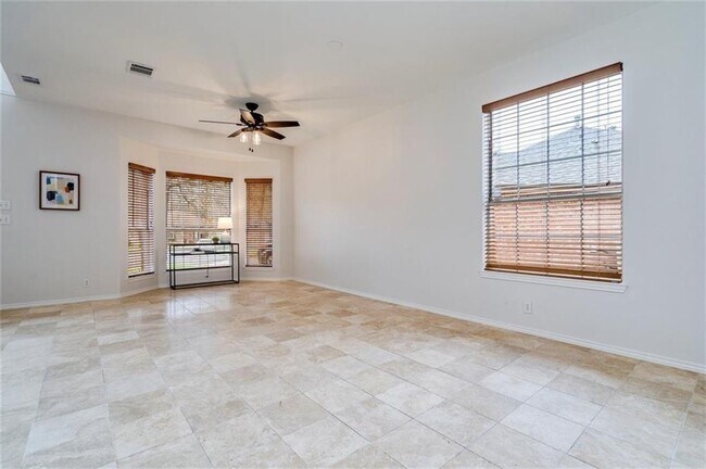 Building Photo - 7800 Lonesome Dove Cove