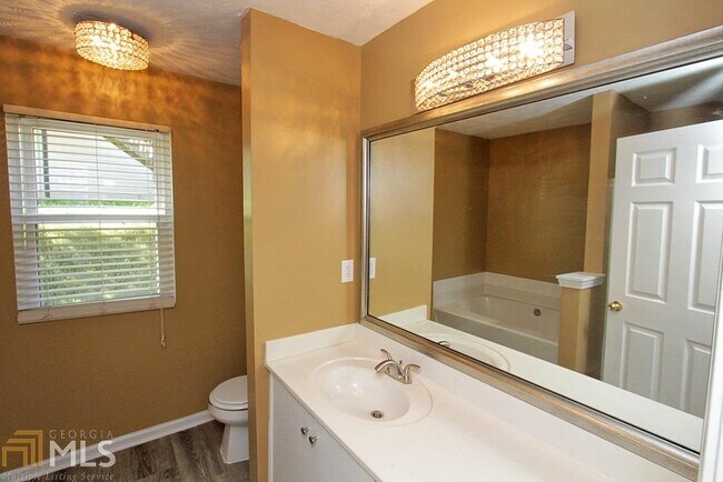 Building Photo - 2979 Sentinel Cir
