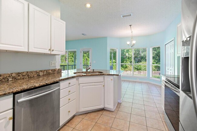 Building Photo - 13480 Gallant Fox Cir W