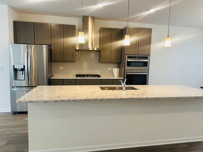 Building Photo - 4165 Chelsea Mnr Cir