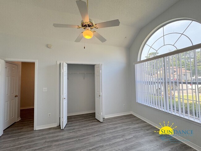 Building Photo - Renovated 3-Bedroom Home on Quiet Cul-de-S...