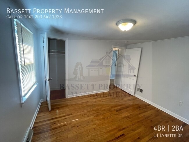 Building Photo - 11 Lynette Dr