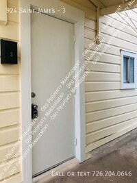 Building Photo - Cozy Amazing Home