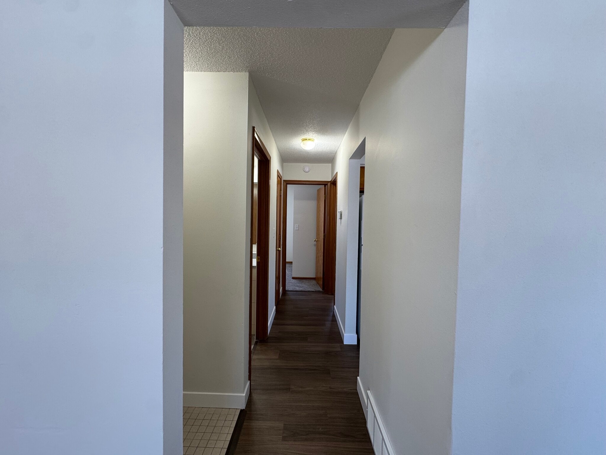 Building Photo - 712 10th St W