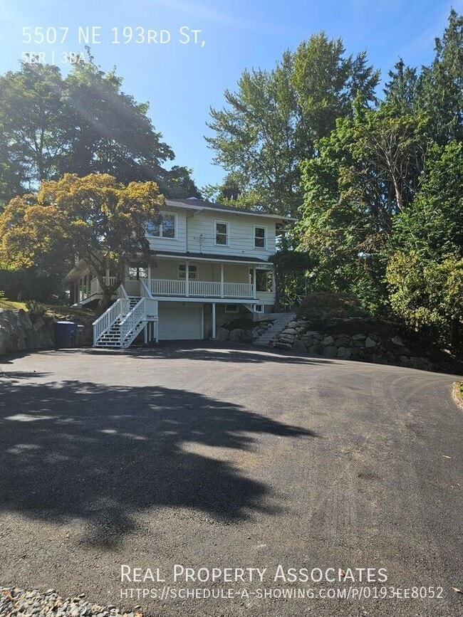 Building Photo - 5507 NE 193rd St