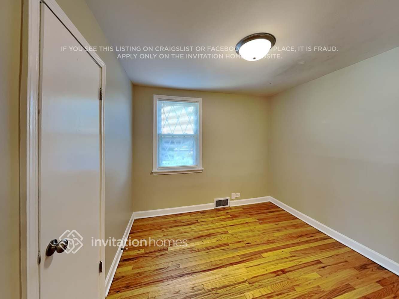 Building Photo - 4717 Wesley Terrace