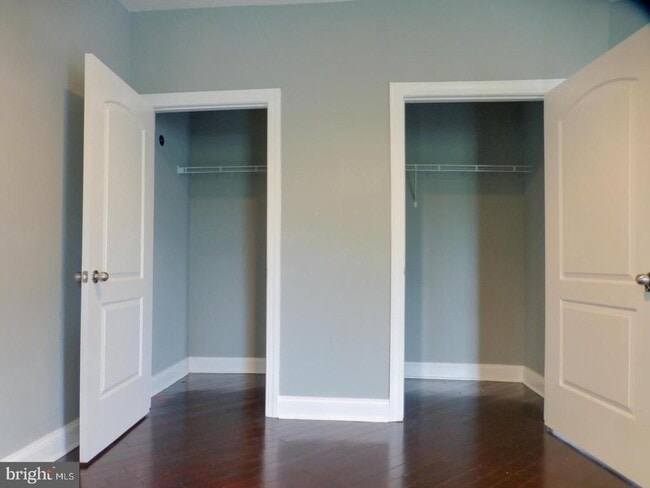Building Photo - 2621 Stenhouse Pl
