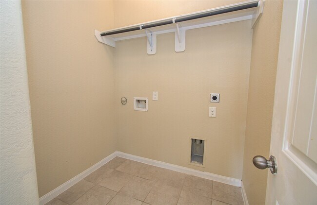 Building Photo - 24931 Puccini Pl