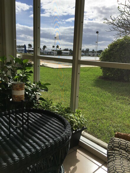 Building Photo - 2004 S Federal Hwy