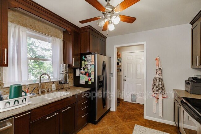 Building Photo - 174 Hidden Timber Ln