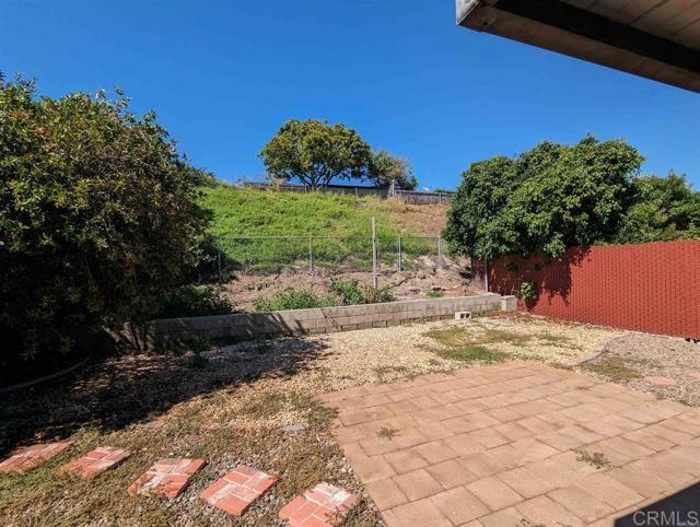 Building Photo - 4536 Beverly Glen Dr