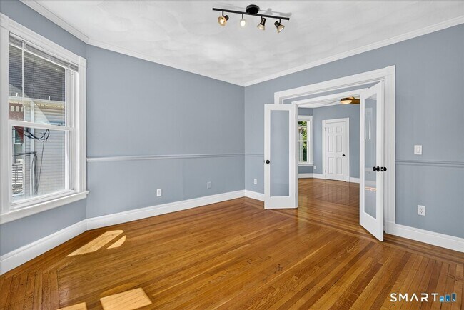 Building Photo - 172 Ellsworth Ave