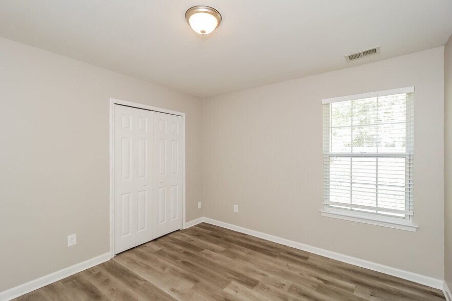 Building Photo - 428 Holland Springs Dr NW