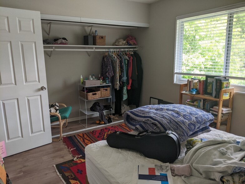bedroom #2 - 2210 26th Ave S