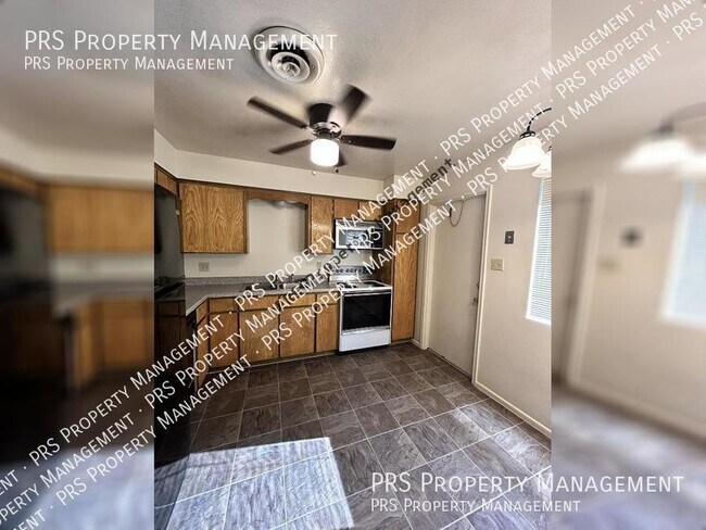 Building Photo - Tempe Condo Available