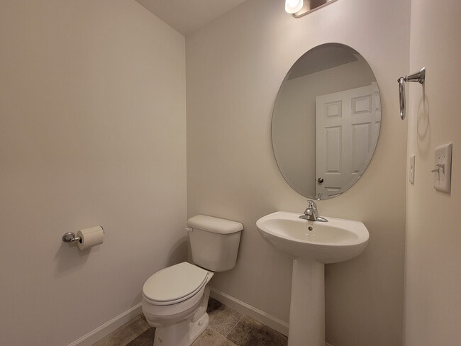 Building Photo - 2129 S Autumn Chase Dr