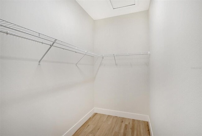 Building Photo - 4476 Skyway Ave