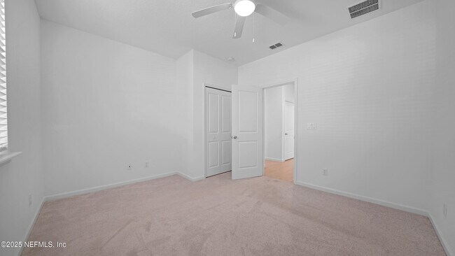 Building Photo - 264 Lake Sinclair St
