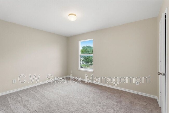 Building Photo - 3009 Dusty Oak Dr