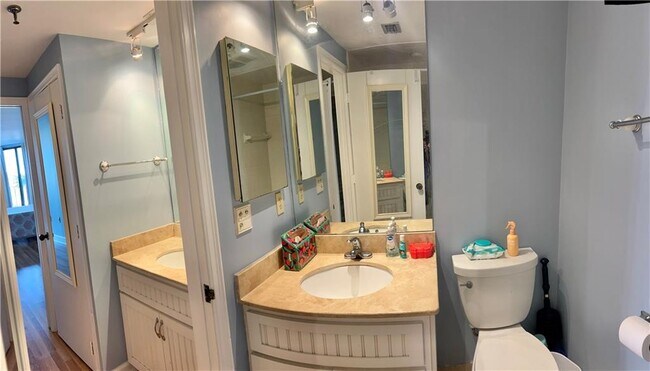 Building Photo - 1 Marina Dr