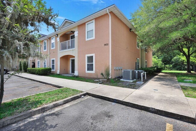 Building Photo - Limited-Time Rental Deal with move-in BONUS