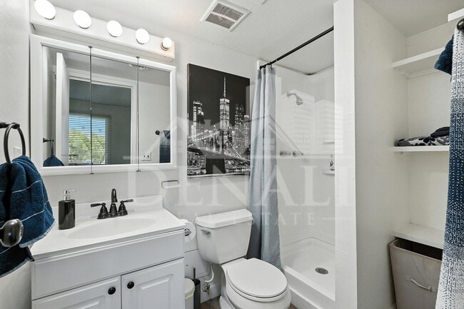 Building Photo - 3313 N 68th St