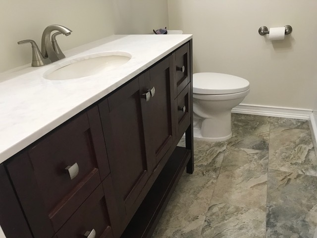 Building Photo - GREAT 3/2/1 SINGLE FAMILY HOME MINUTES TO ...