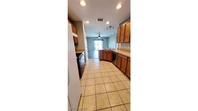 Building Photo - 10353 Canal Brook Ln