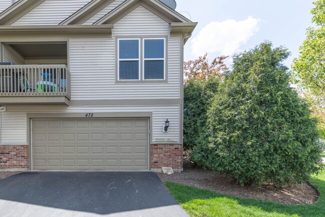 Building Photo - 472 Valentine Way