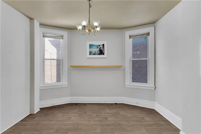 Building Photo - 1920 Middle St