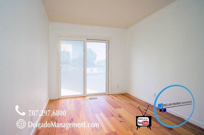 Building Photo - Benicia - Panoramic view home!