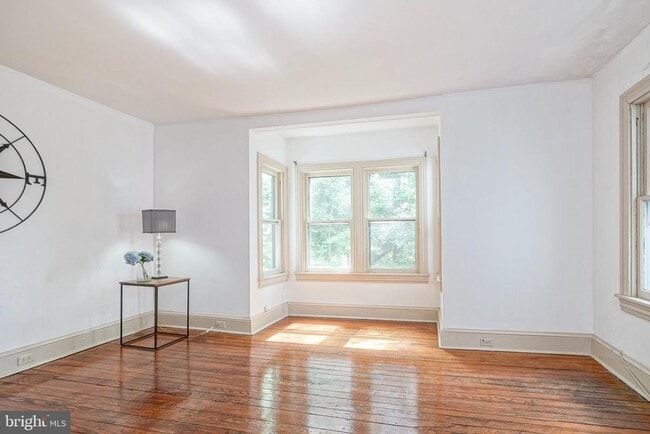 Building Photo - 315 Chestnut St