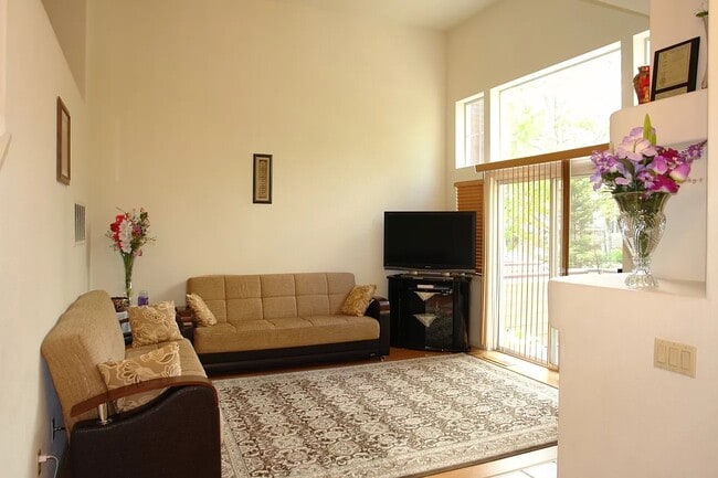 Building Photo - 455 Mill River Ln