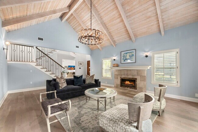 Building Photo - 669 35th St