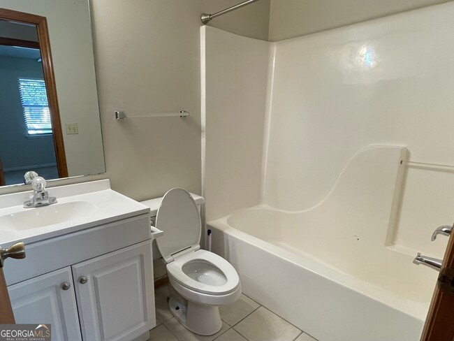 Building Photo - 154 Green Acre Cir N