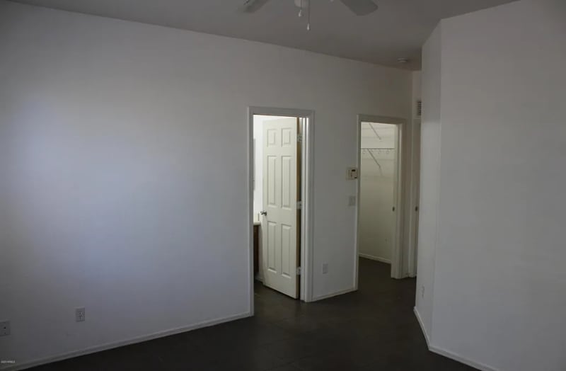 Building Photo - 1606 W St Catherine Ave