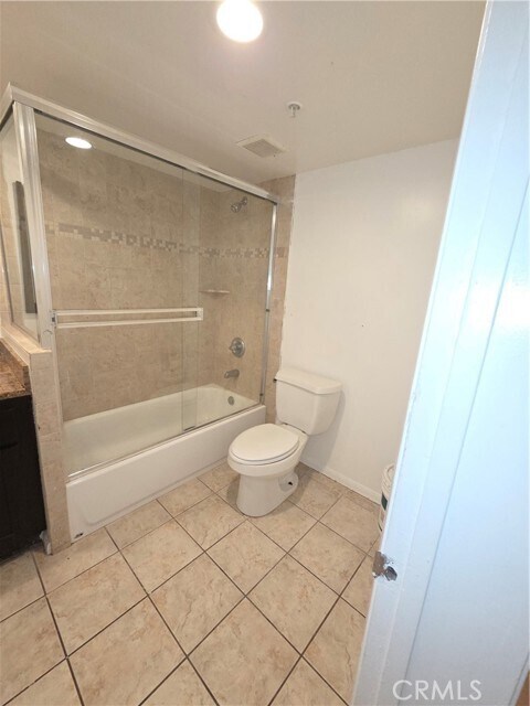 Building Photo - 14537 Archwood St