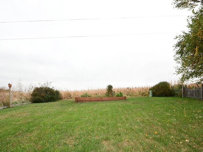 Building Photo - Inviting Home Minutes from Lake Cunningham...