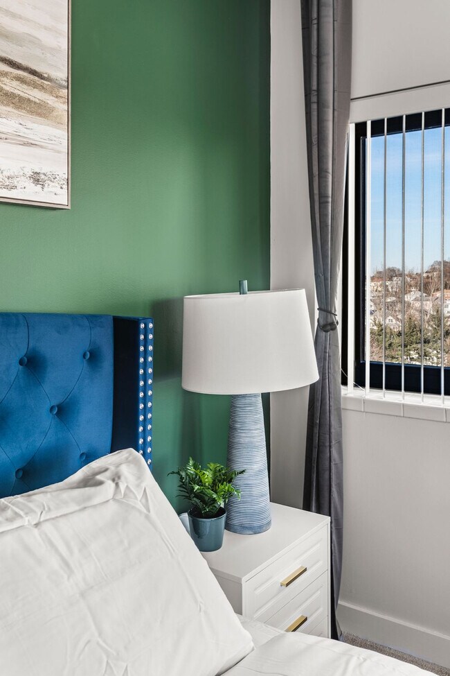 Building Photo - 275 U.S. 20-SI ID1240408P