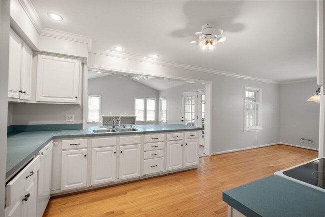 Building Photo - Make This Your Home!