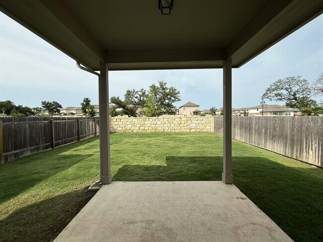 Building Photo - 157 Munk Ln