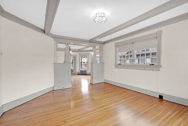 Building Photo - 65 Firglade Ave