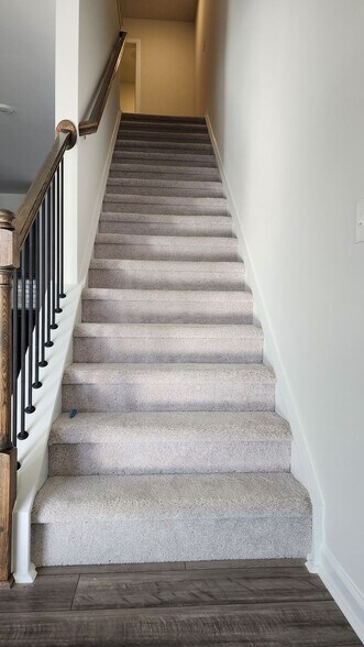 Building Photo - 2340 Chert Ln