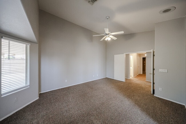 Building Photo - 14707 W Lupine Ln