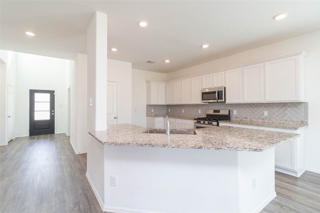 Building Photo - 9411 Clearwater Bluff Ln