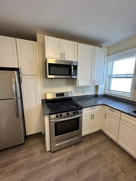 Building Photo - 35 George St